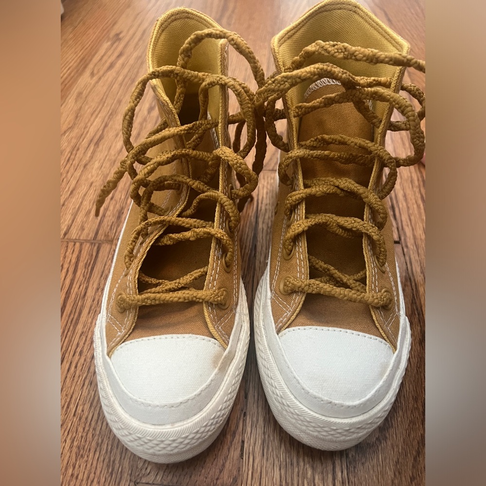 Burnt Honey - Converse Chuck Taylor All Star Lift High - A04363C, size 5 womens